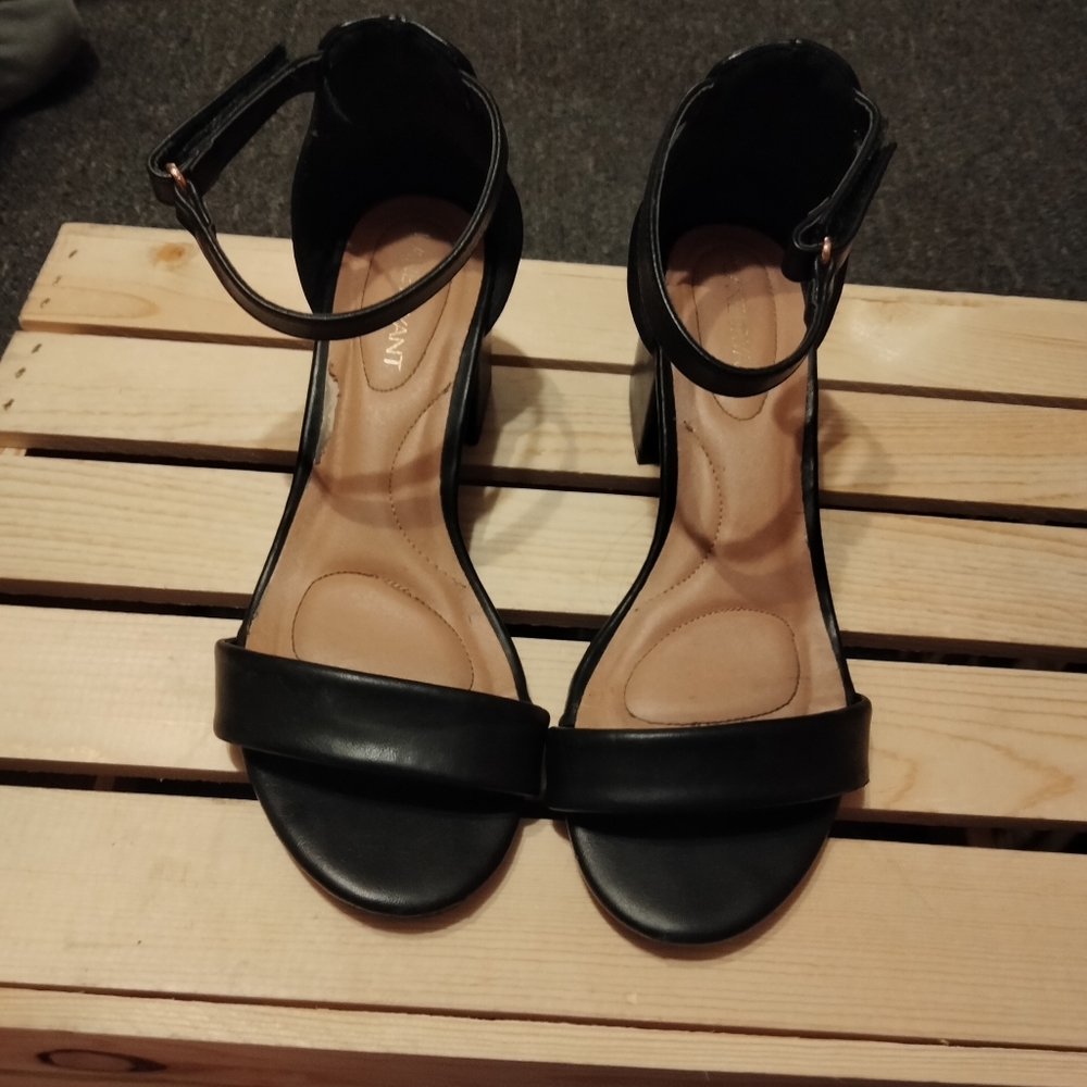 Lane Bryant black heels